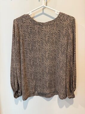 LOFT Beige and Black Speckled Long Sleeve Blouse